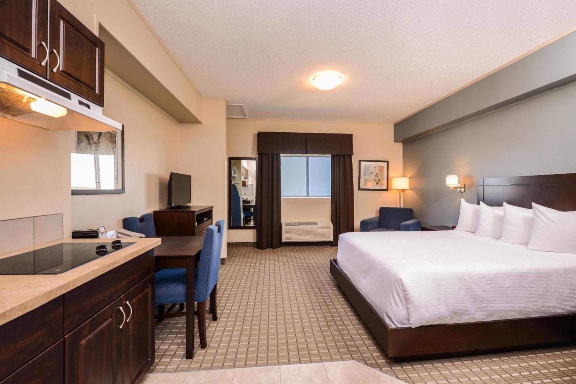 Kindersley All Suites Hotel Buitenkant foto